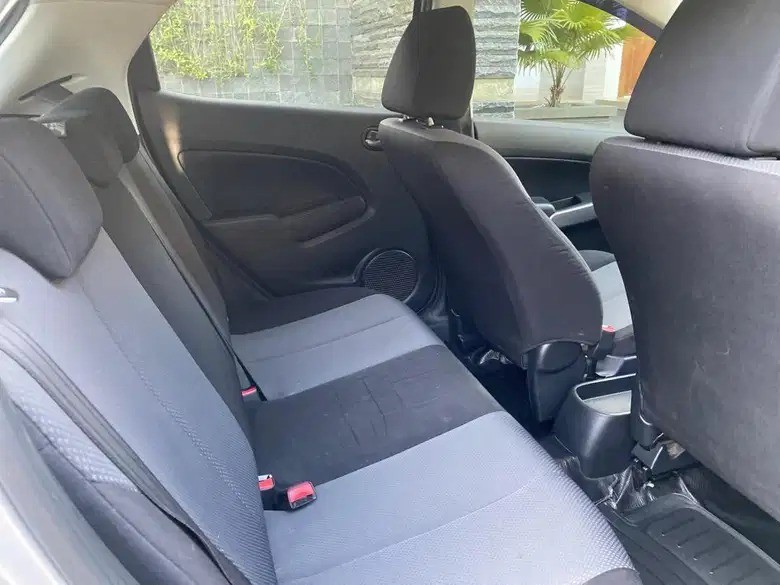 2011 Mazda 2 Hatchback  SPORTS MT 2011 Mazda 2 Hatchback  SPORTS MT