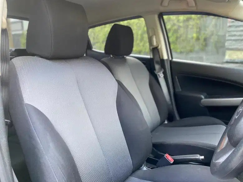 2011 Mazda 2 Hatchback  SPORTS MT 2011 Mazda 2 Hatchback  SPORTS MT