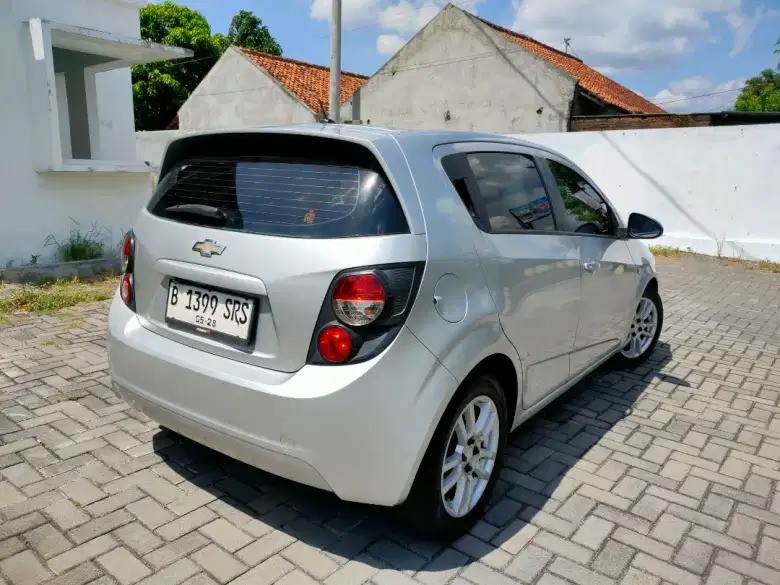 2012 Chevrolet Aveo LT 1.4L AT 2012 Chevrolet Aveo LT 1.4L AT