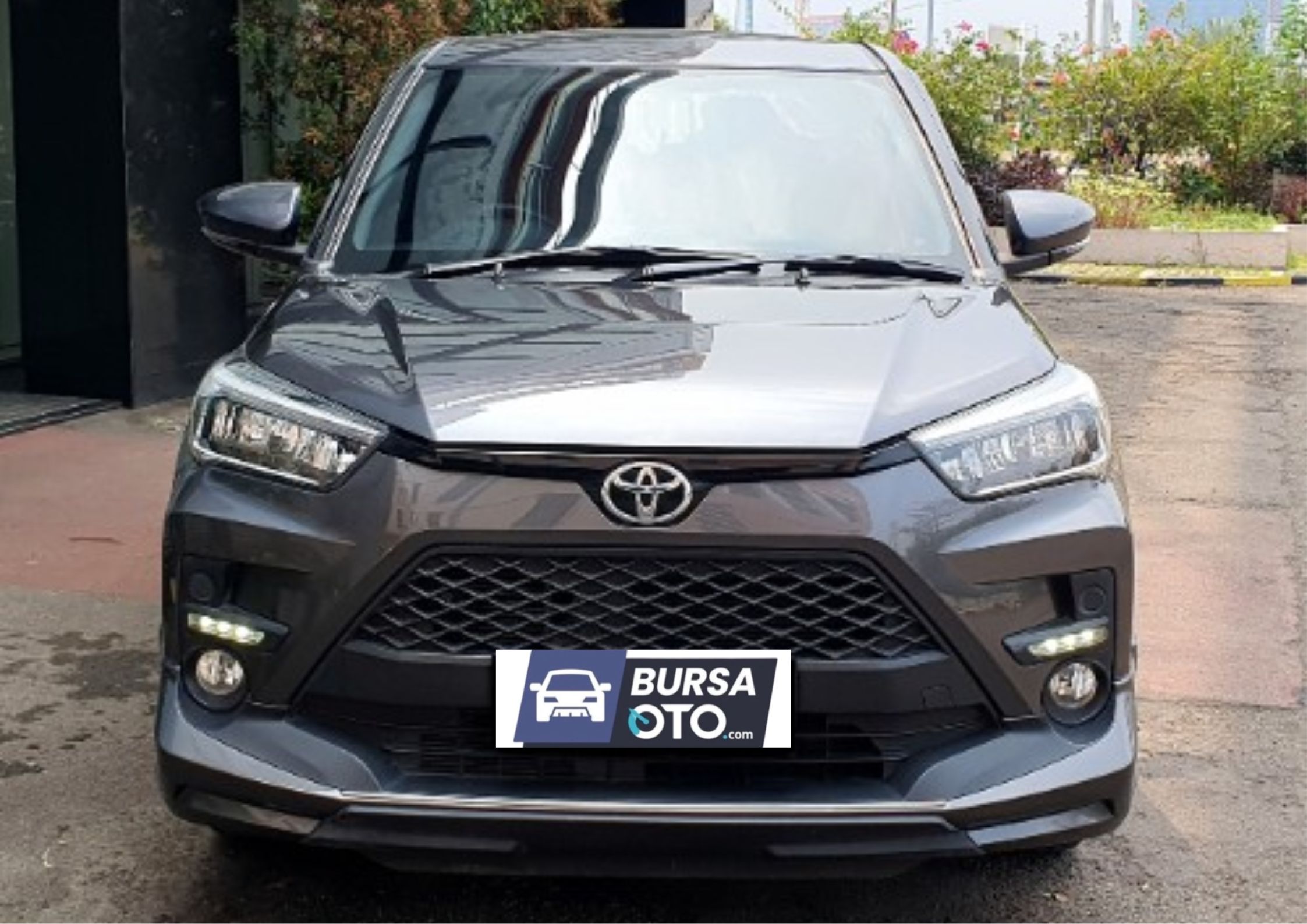2021 Toyota Raize 1.0 Turbo GR Sport CVT Bekas 2021 Toyota Raize 1.0 Turbo GR Sport CVT Bekas