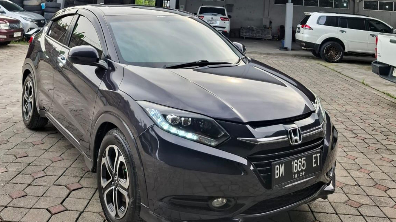2016 Honda HRV  Prestige 1.8 AT 2016 Honda HRV  Prestige 1.8 AT