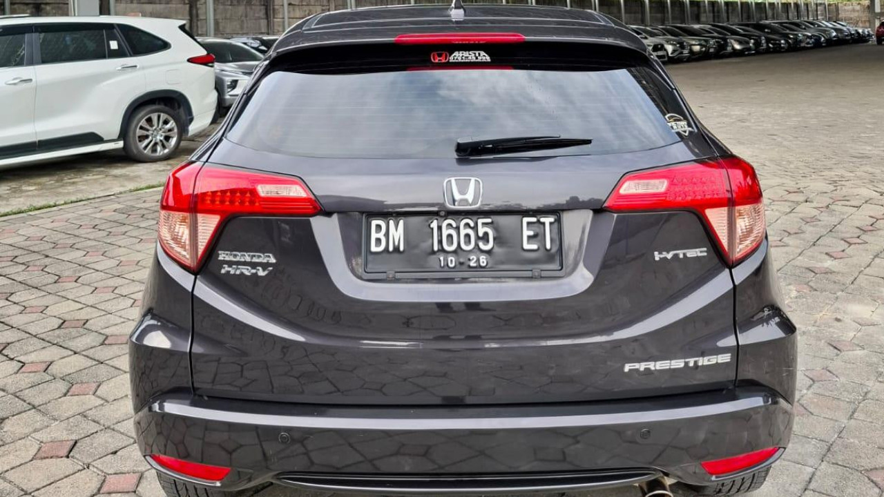 2016 Honda HRV  Prestige 1.8 AT 2016 Honda HRV  Prestige 1.8 AT