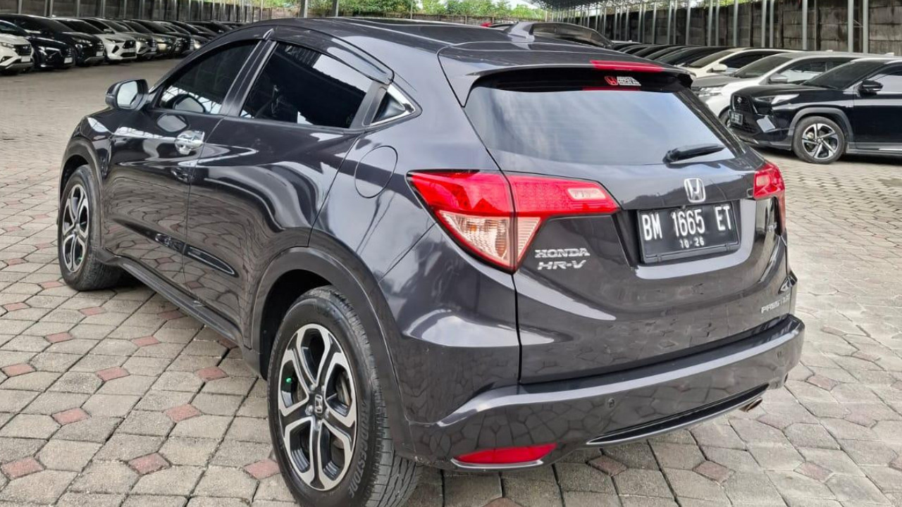 2016 Honda HRV  Prestige 1.8 AT 2016 Honda HRV  Prestige 1.8 AT