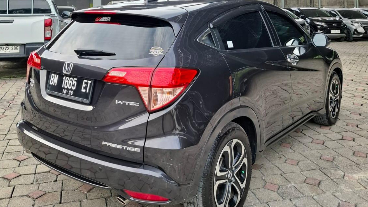 2016 Honda HRV  Prestige 1.8 AT 2016 Honda HRV  Prestige 1.8 AT