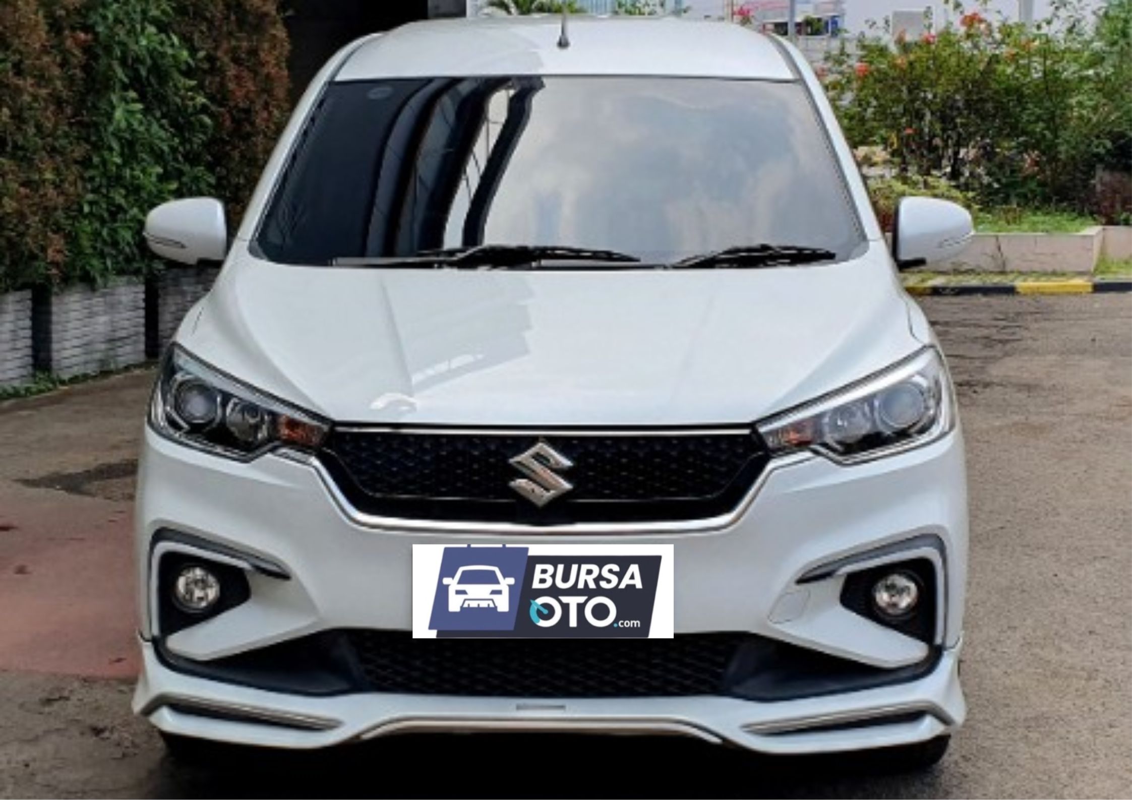 2023 Suzuki Ertiga Smart Hybrid Bekas 2023 Suzuki Ertiga Smart Hybrid Bekas