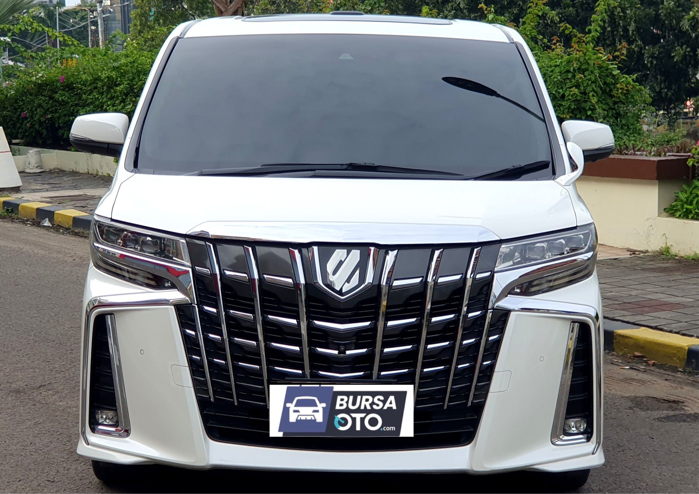 2018 Toyota Alphard Vellfire 2.5 SC FULL OPTION Bekas 2018 Toyota Alphard Vellfire 2.5 SC FULL OPTION Bekas