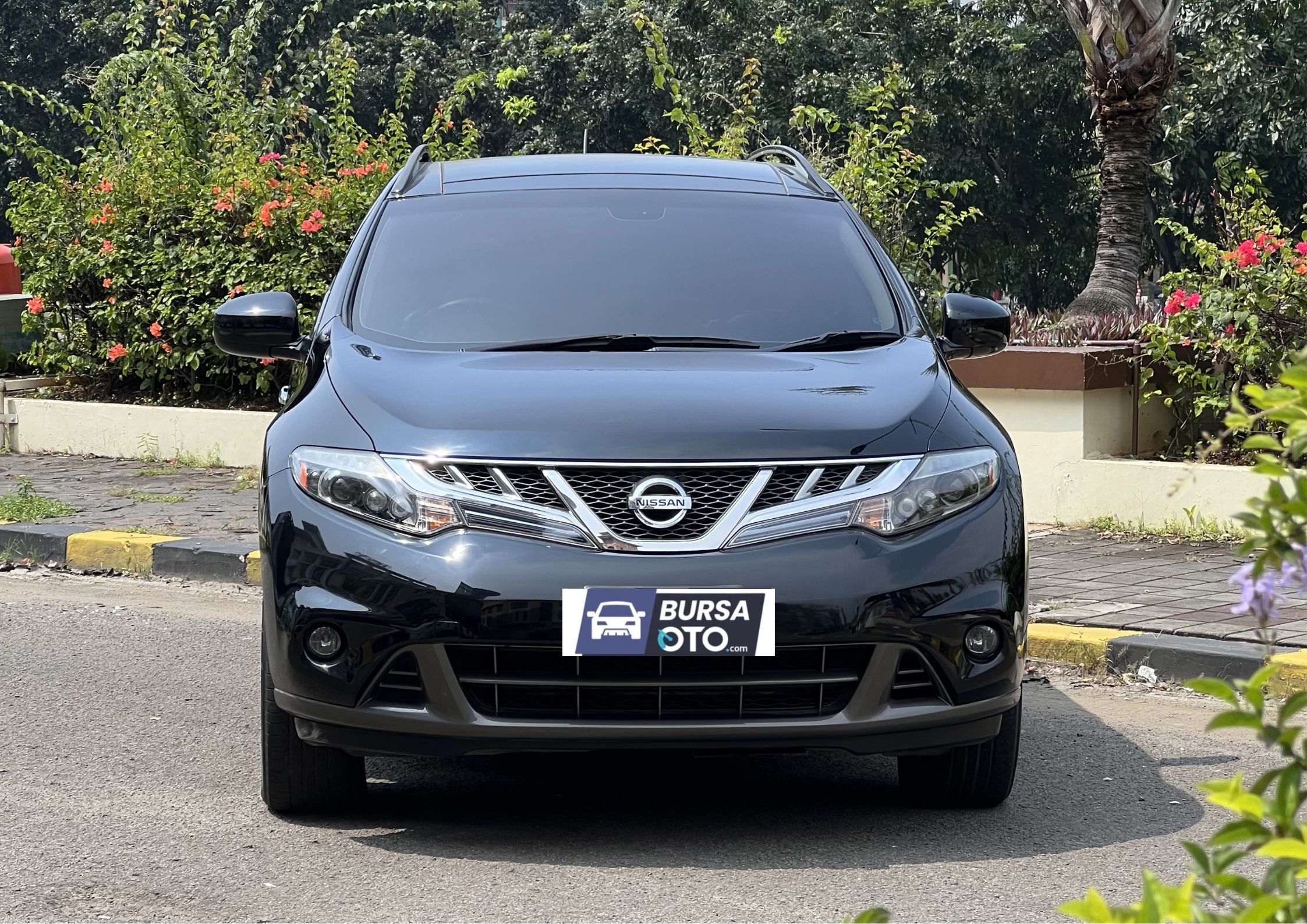 2011 Nissan Murano 3.5L AT Bekas 2011 Nissan Murano 3.5L AT Bekas
