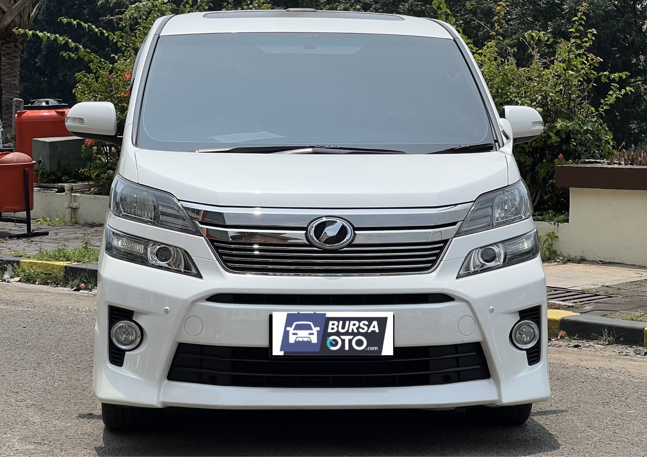 2013 Toyota Vellfire Bekas 2013 Toyota Vellfire Bekas