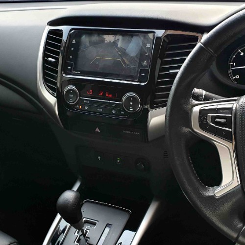 2022 Mitsubishi Pajero 2022 Mitsubishi Pajero