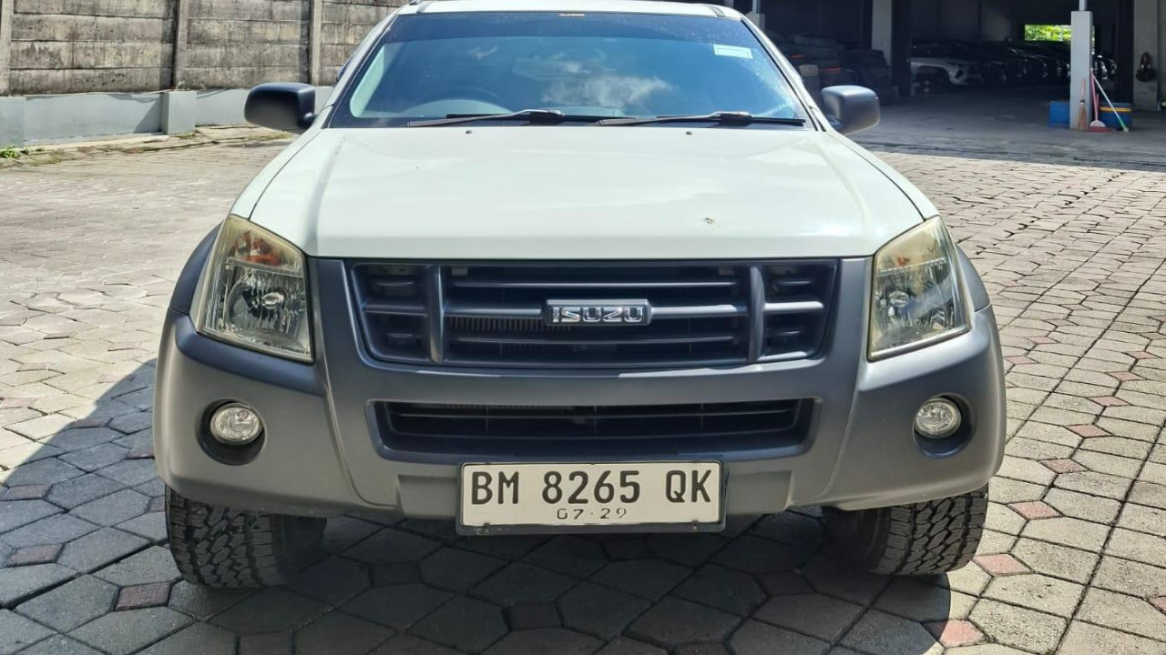 2012 Isuzu D Max DC MT Bekas 2012 Isuzu D Max DC MT Bekas