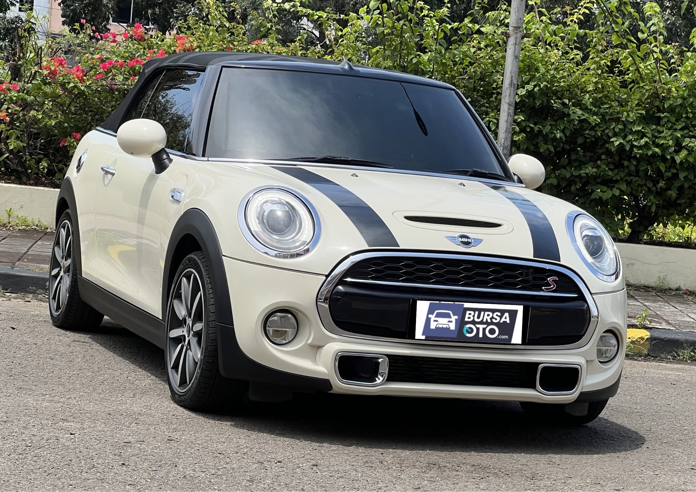 2017 MINI Cooper S 2017 MINI Cooper S