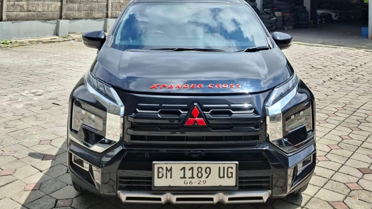 Second Hand 2024 Mitsubishi Xpander Cross 1.5 AT Second Hand 2024 Mitsubishi Xpander Cross 1.5 AT