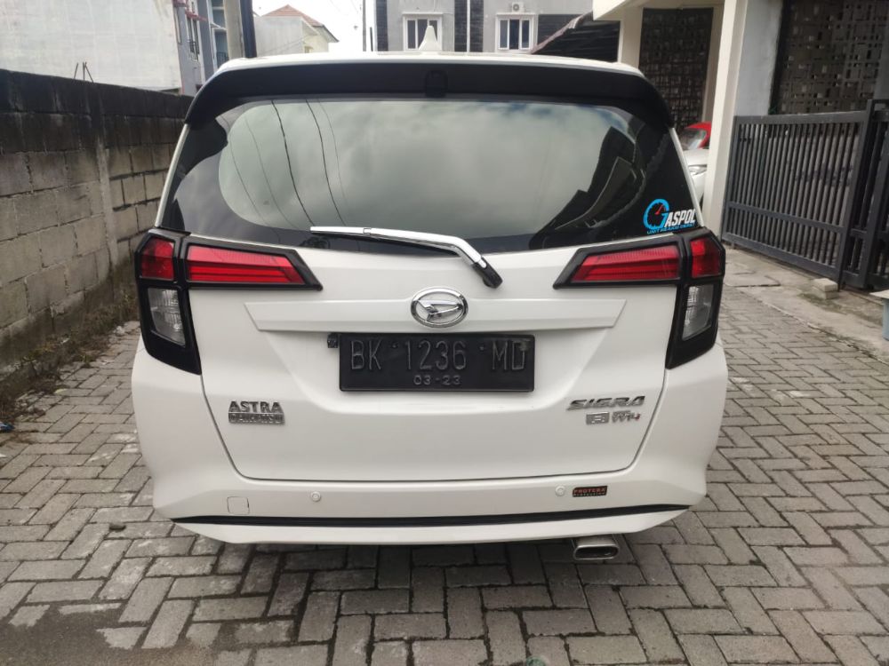 2018 Daihatsu Sigra  1.2 R MT DLX 1.2 R MT DLX tua