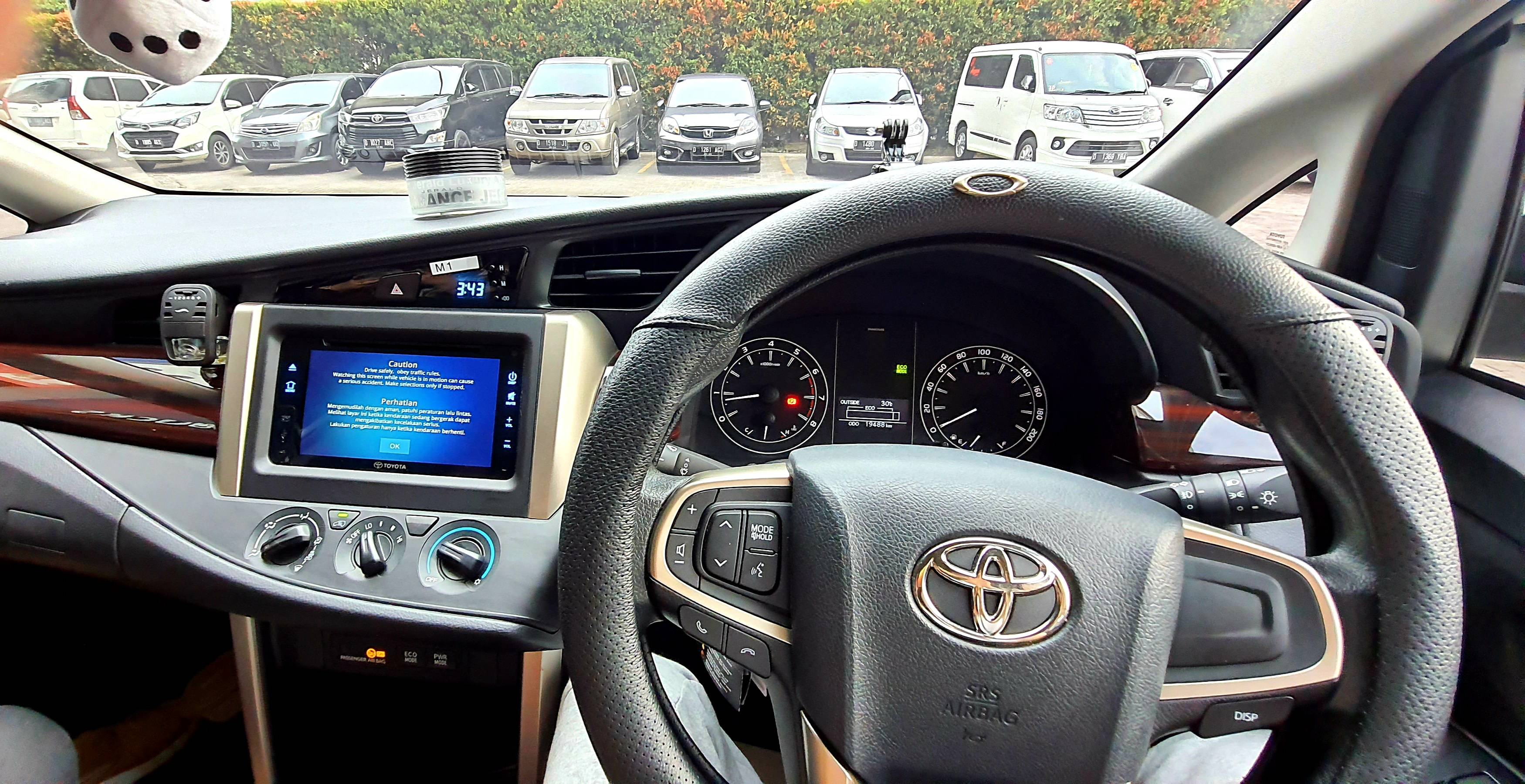 Old 2019 Toyota Kijang Innova G LUXURY MT  BENSIN G LUXURY MT  BENSIN