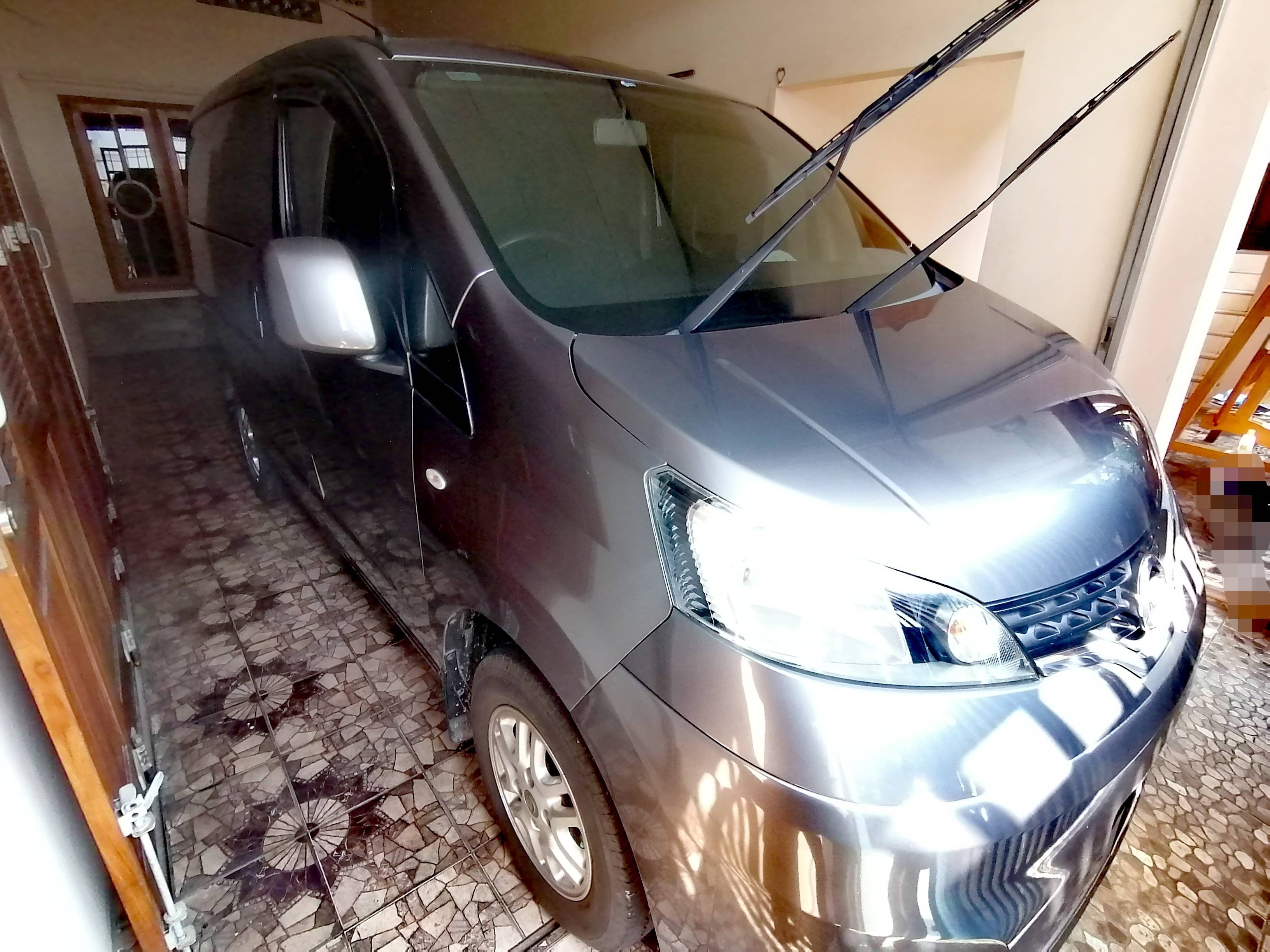 Old 2012 Nissan Evalia 1.5 XV MT 1.5 XV MT