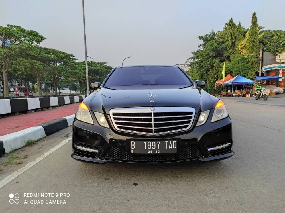 2013 Mercedes Benz E-Class E 250 CGI AVANTGARDE E 250 CGI AVANTGARDE bekas