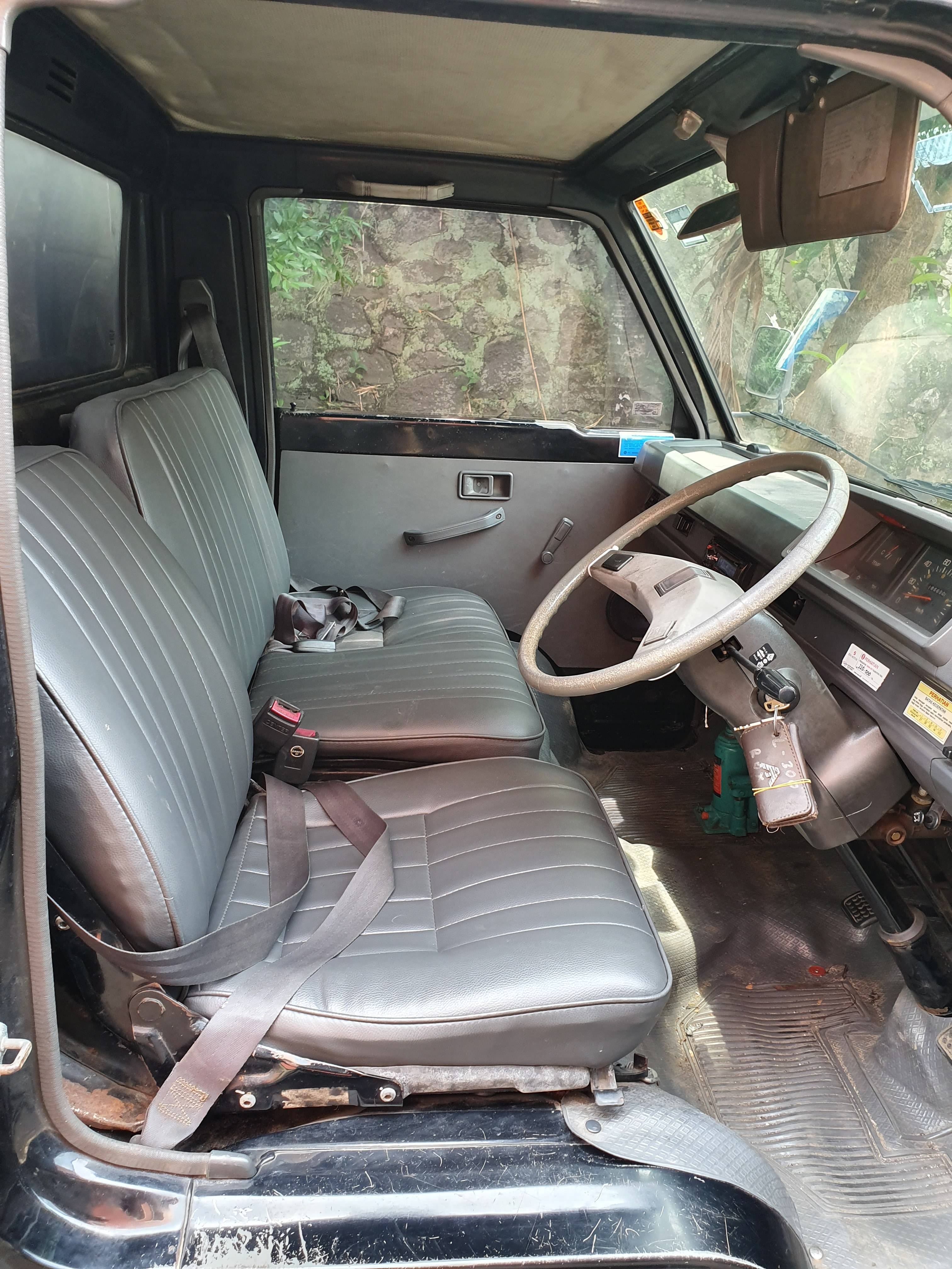 Used 2011 Mitsubishi L300 Pickup Standard Pickup Standard for sale