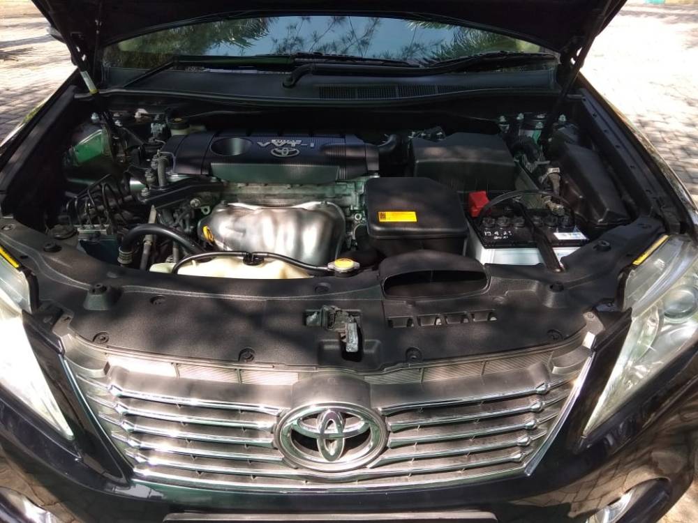 Old 2013 Toyota Camry V 2.5L AT V 2.5L AT