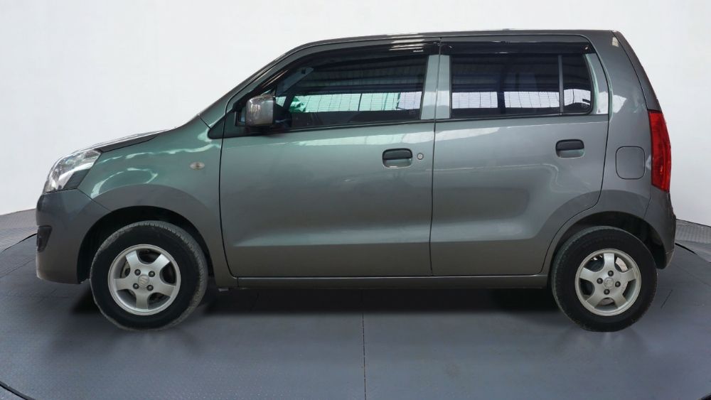 Dijual 2018 Suzuki Karimun Wagon R GL 4X2 MT GL 4X2 MT Bekas