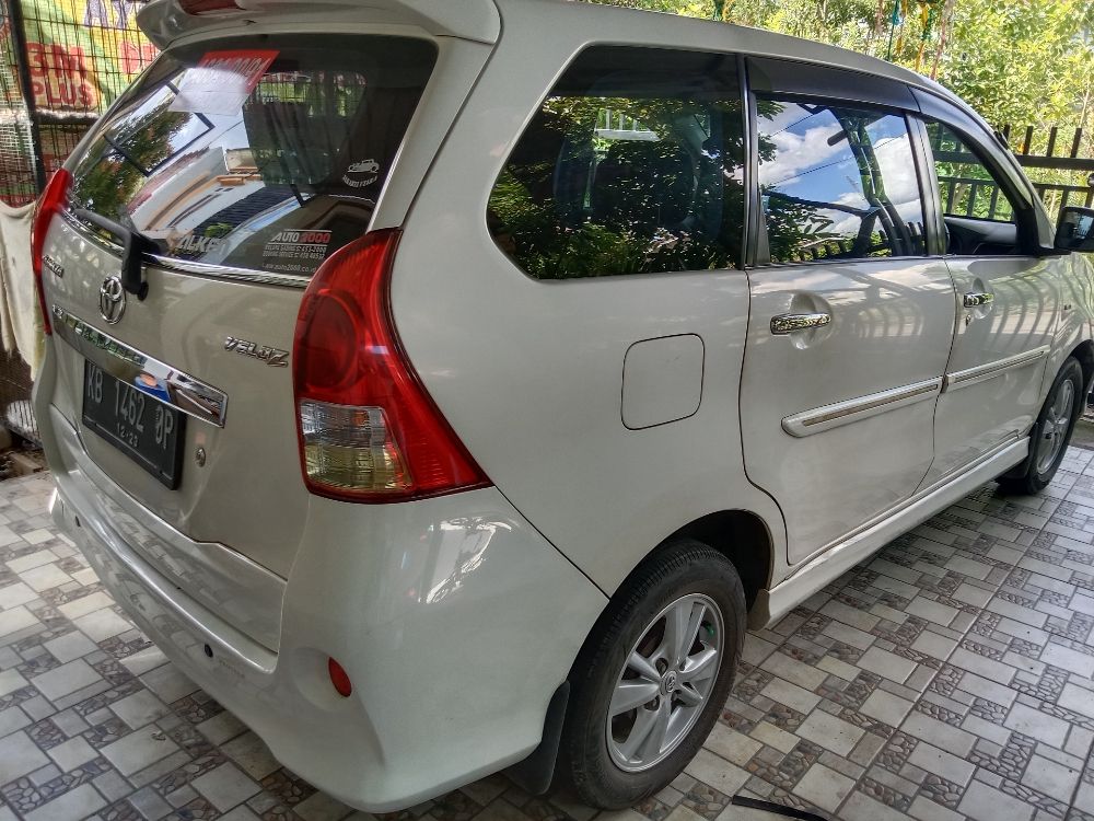 Dijual 2014 Toyota Veloz 1.3 MT GR Limited 1.3 MT GR Limited Bekas