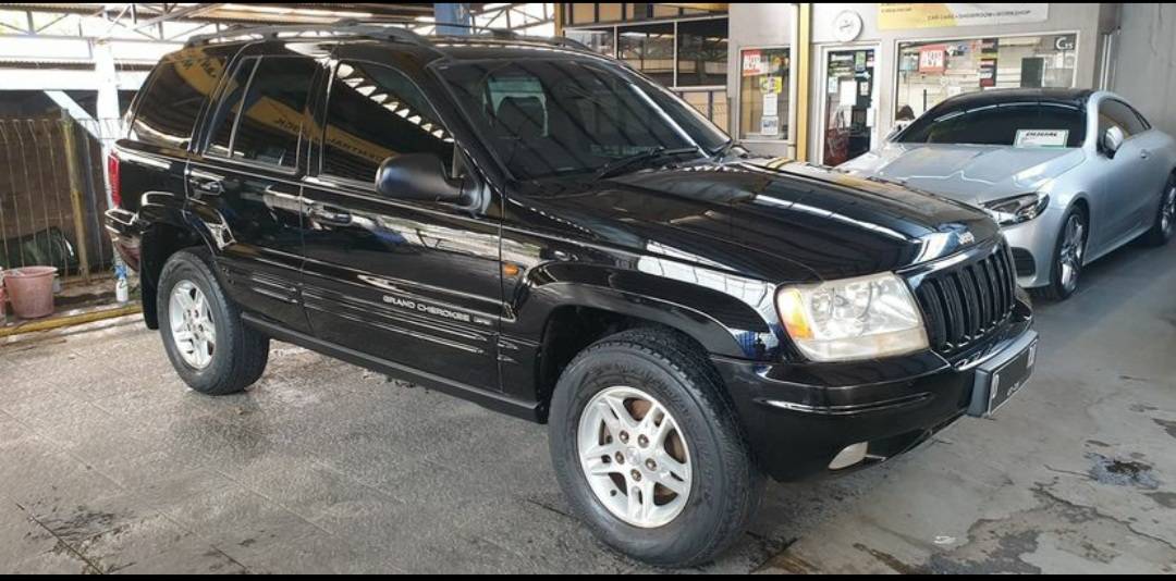 Old 2000 Jeep Grand Cherokee Limited 4x4 Limited 4x4
