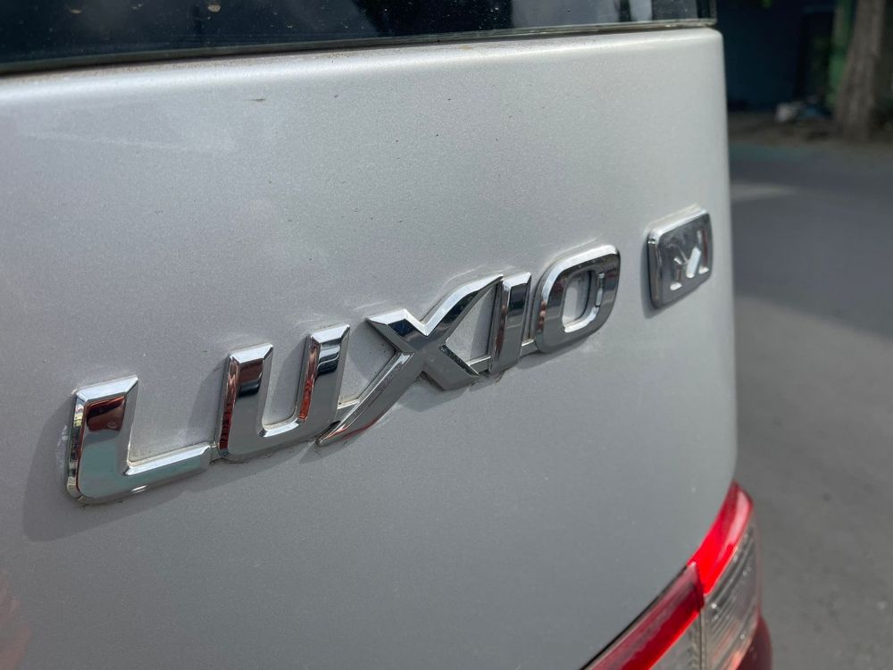 Dijual 2022 Daihatsu Luxio 1.5L M MT STD 1.5L M MT STD Bekas