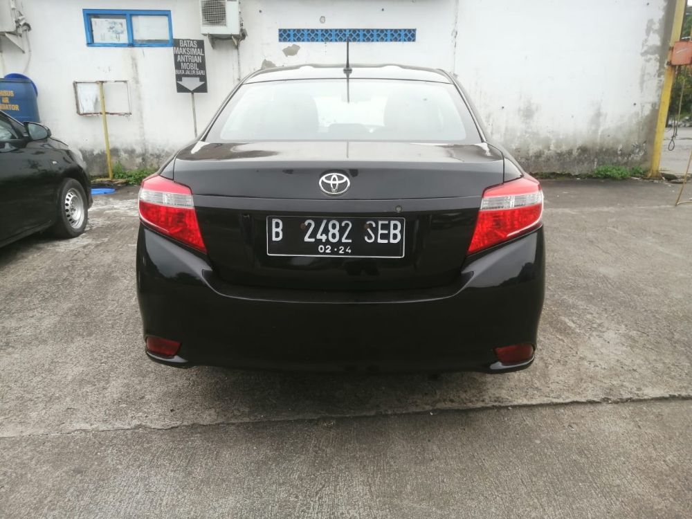 Old 2013 Toyota Limo 1.5 STD TAXI 1.5 STD TAXI