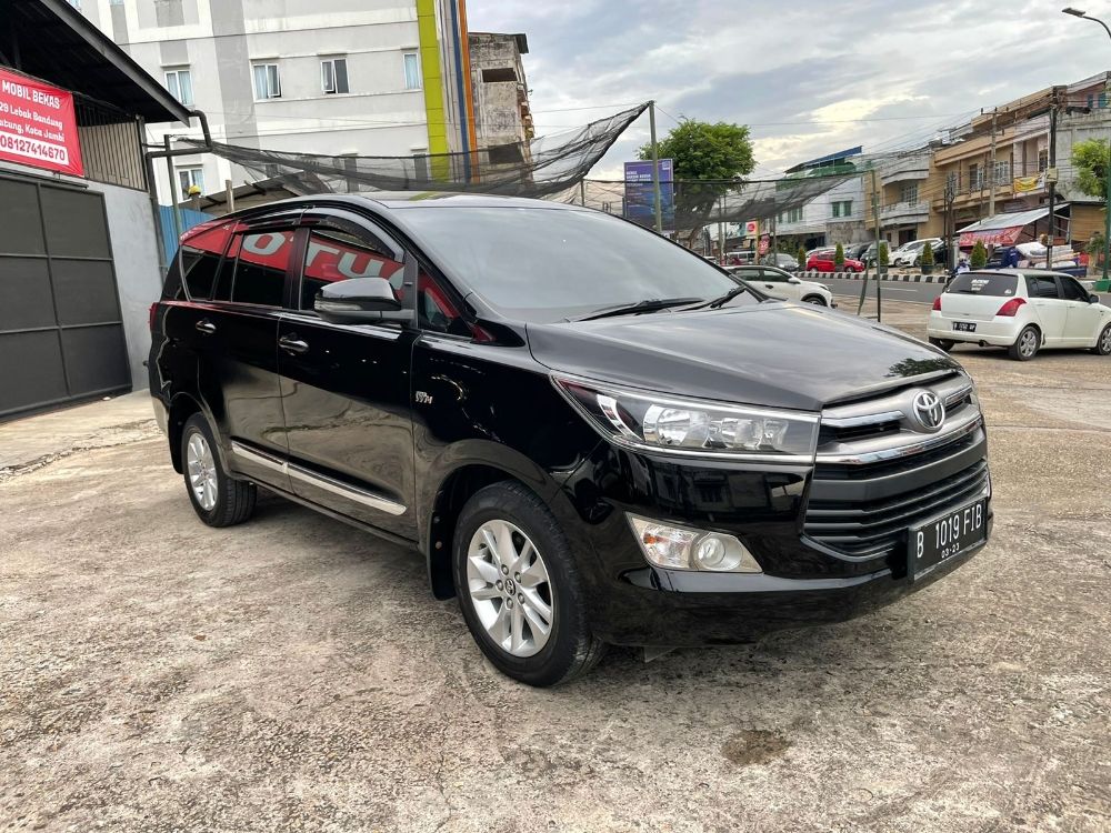 2018 Toyota Kijang Innova REBORN 2.0 G MT REBORN 2.0 G MT bekas