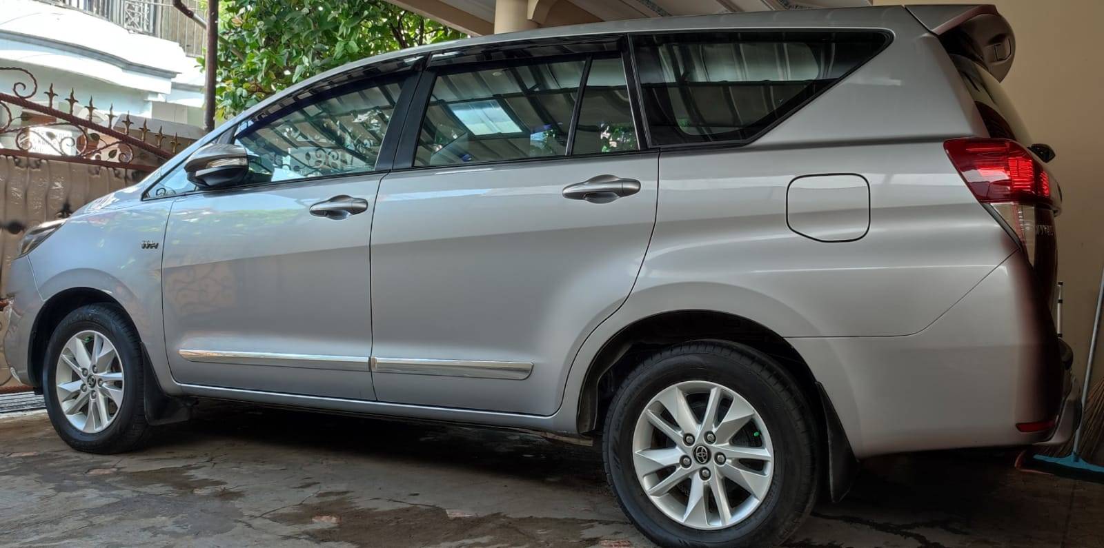 Dijual 2016 Toyota Kijang Innova REBORN 2.0 G AT LUX REBORN 2.0 G AT LUX Bekas