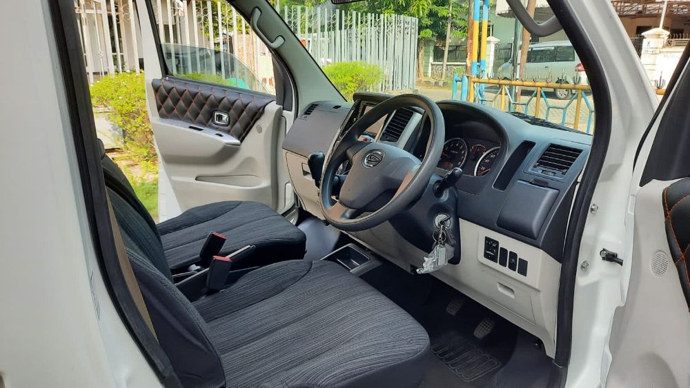 2020 Daihatsu Luxio 1.5 X M/T 1.5 X M/T tua