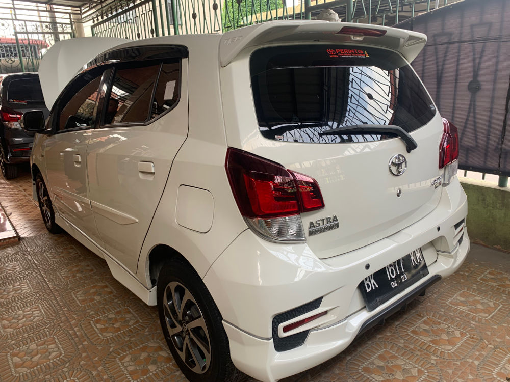 Dijual 2018 Toyota Agya  1.2 TRD MT TRD 1.2 TRD MT TRD Bekas