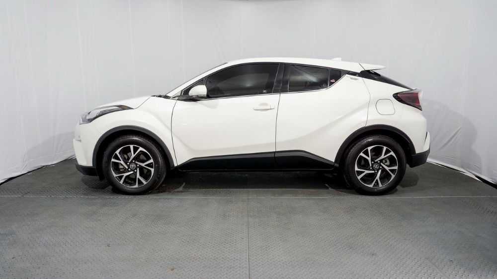 Used 2019 Toyota CHR 1.8 HV A/T 1.8 HV A/T for sale
