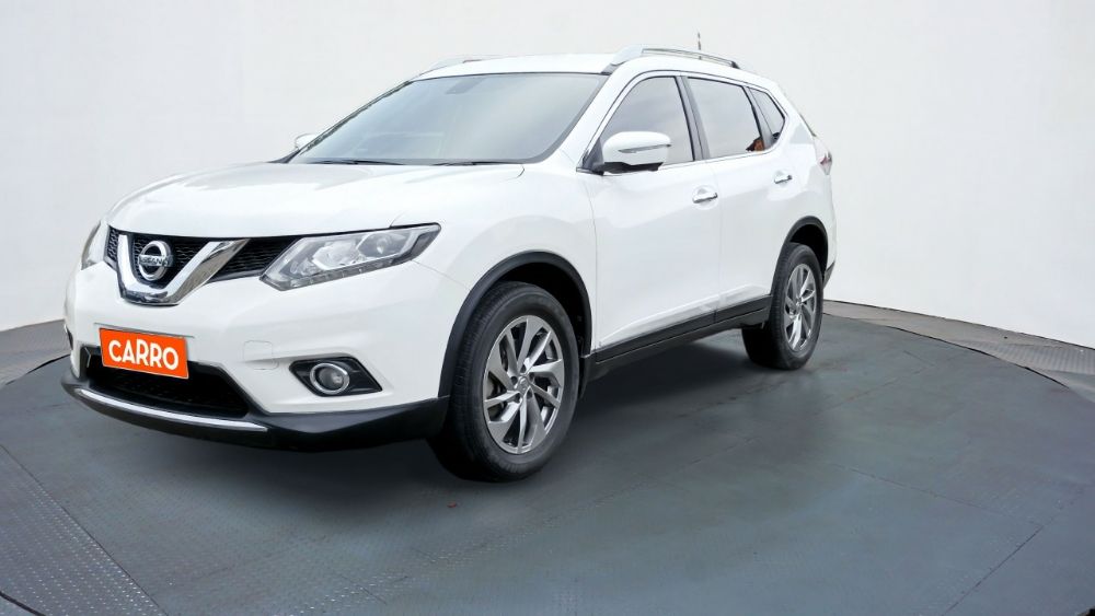 Old 2015 Nissan X-Trail  2.5 ST AT 2.5 ST AT