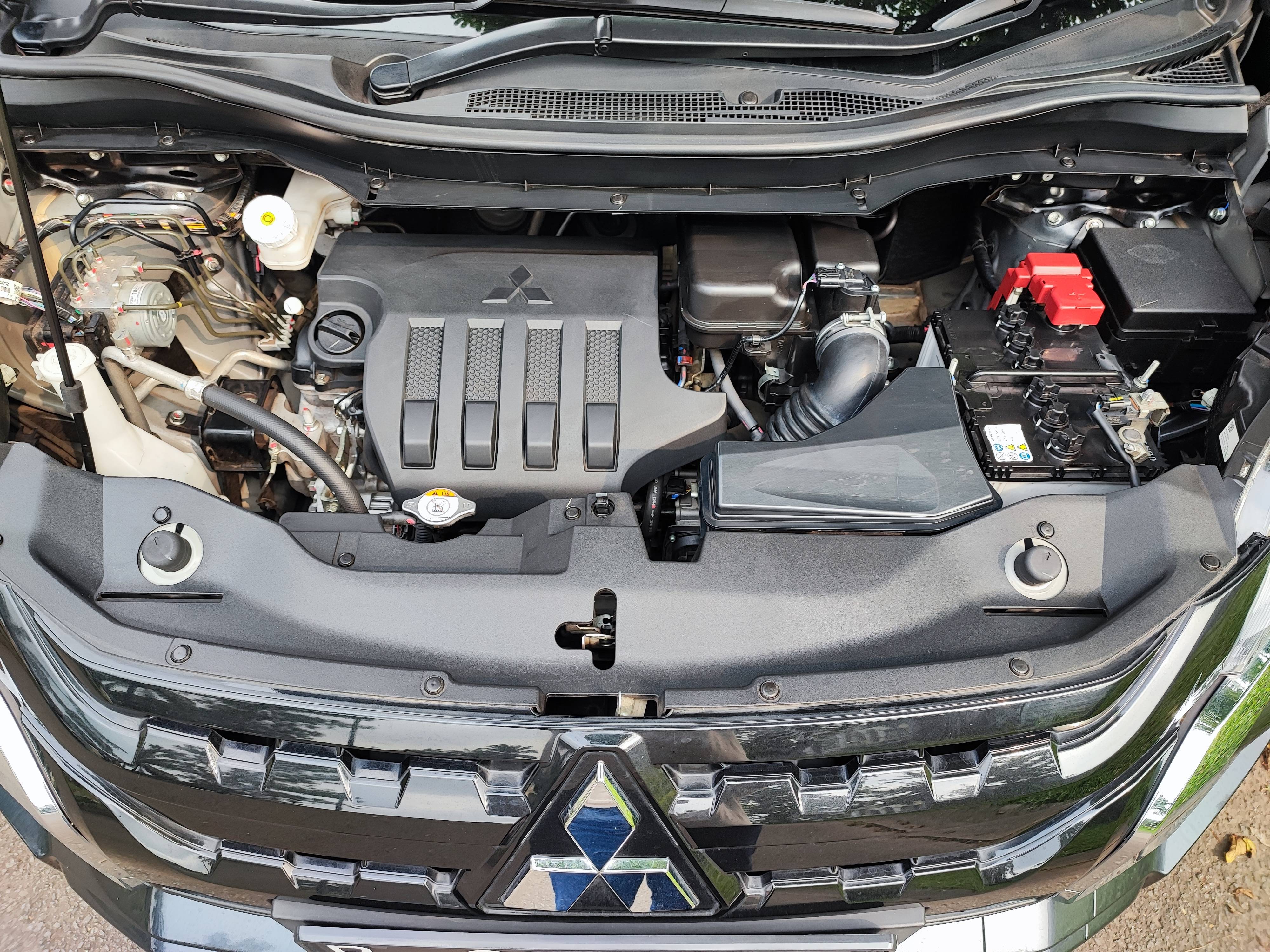 2021 Mitsubishi Xpander Cross Premium CVT 2021 Mitsubishi Xpander Cross Premium CVT