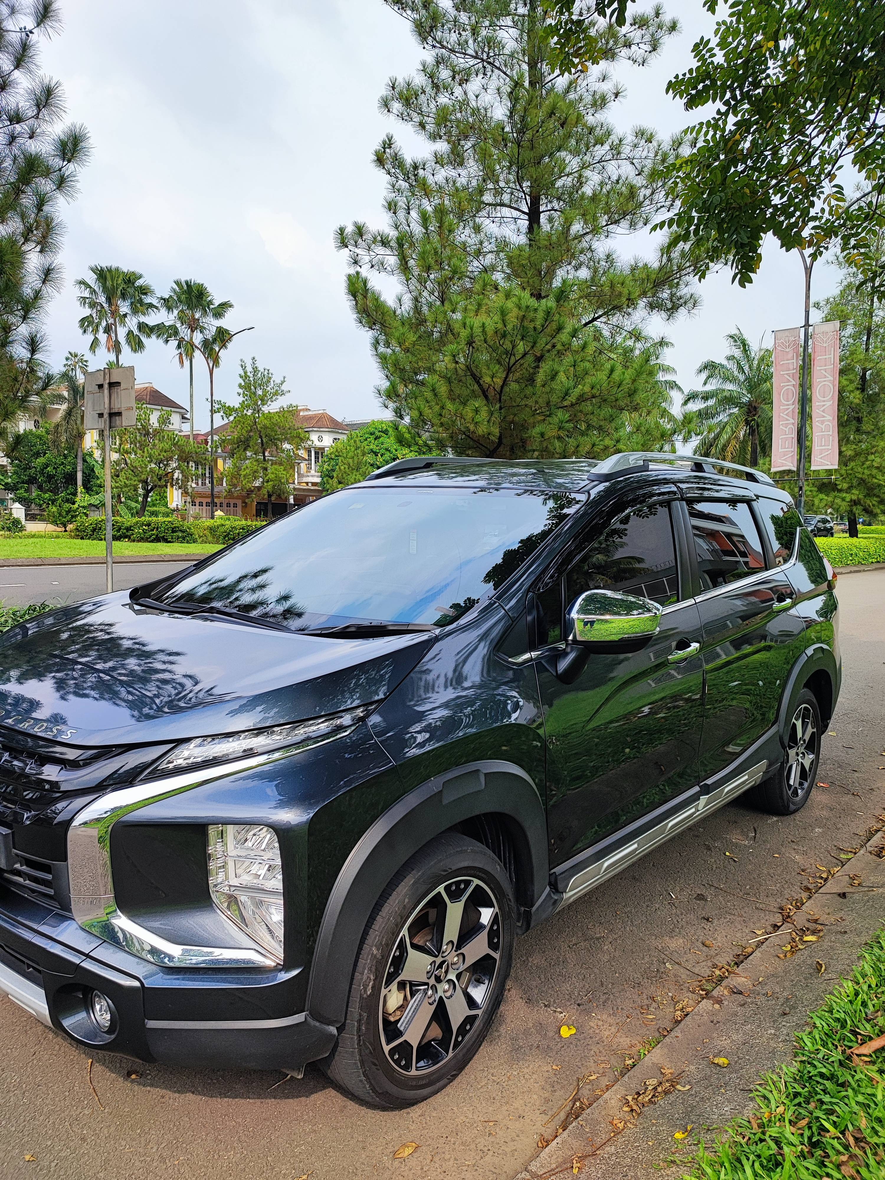 2021 Mitsubishi Xpander Cross Premium CVT 2021 Mitsubishi Xpander Cross Premium CVT