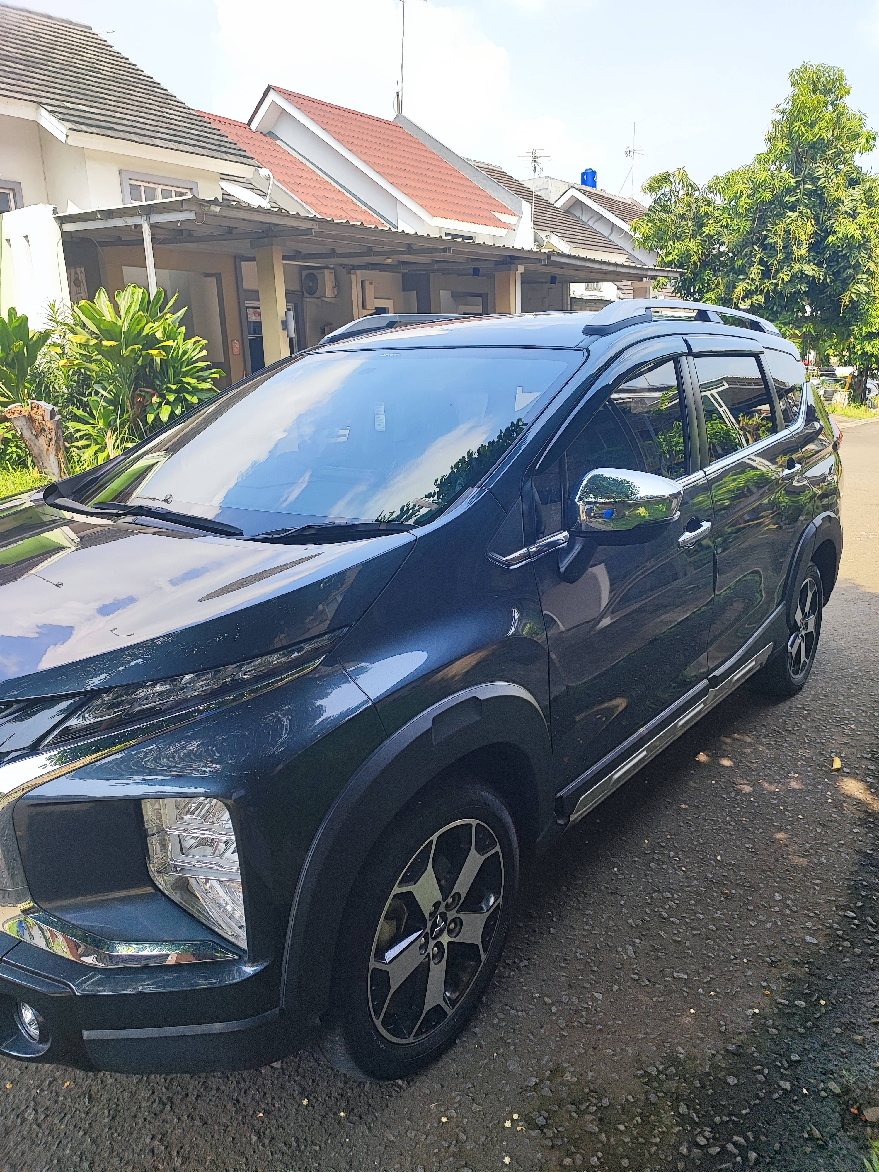 2021 Mitsubishi Xpander Cross Premium CVT 2021 Mitsubishi Xpander Cross Premium CVT