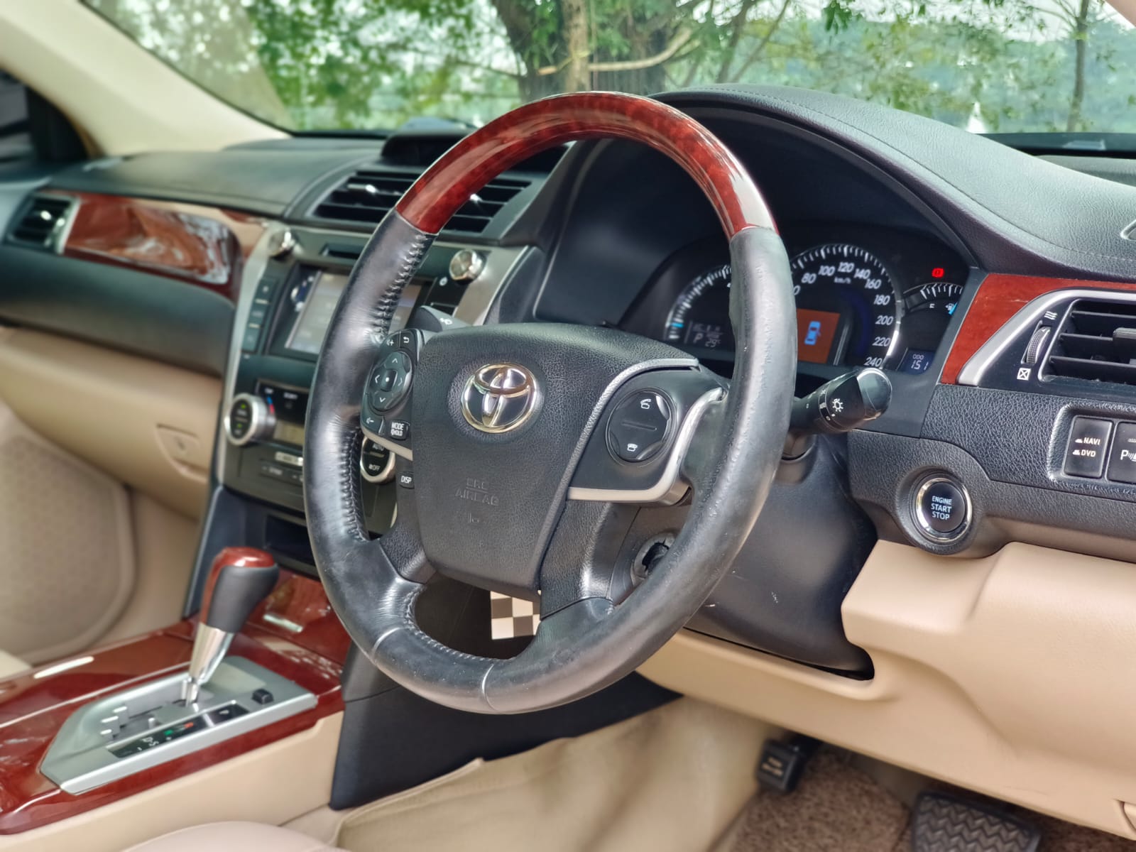 2014 Toyota Camry  2.4 V AT 2014 Toyota Camry  2.4 V AT