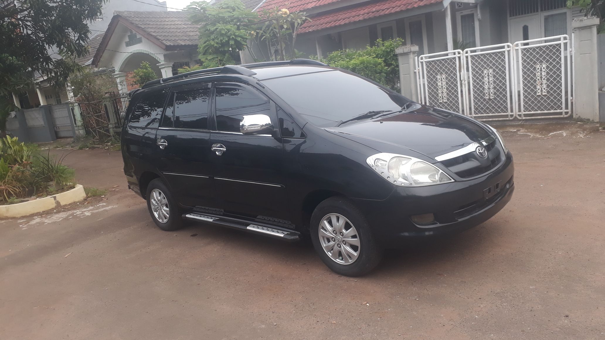 2005 Toyota Kijang Innova 2.0 G AT 2005 Toyota Kijang Innova 2.0 G AT