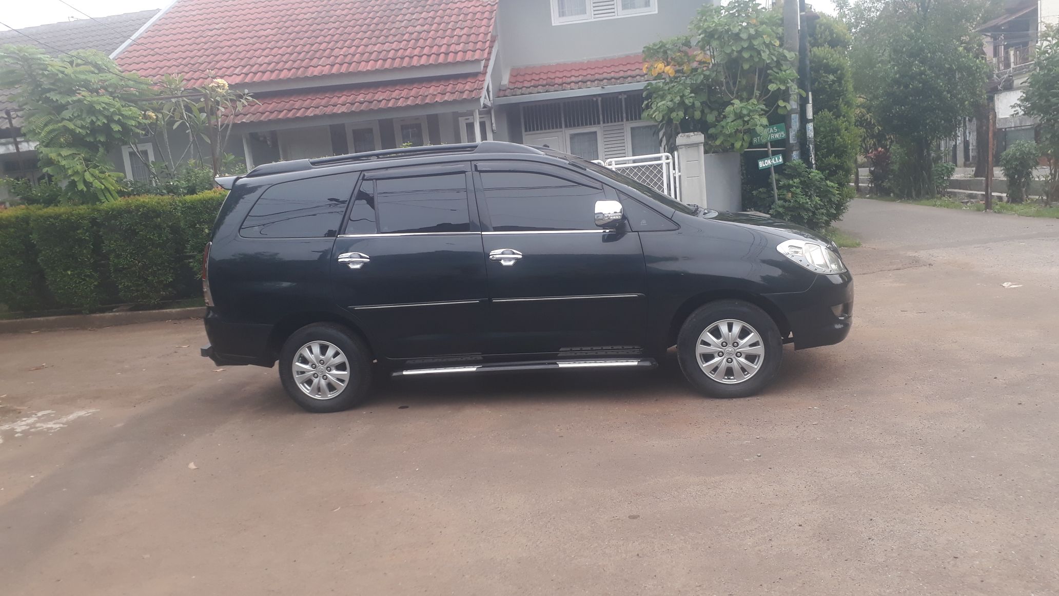 2005 Toyota Kijang Innova 2.0 G AT 2005 Toyota Kijang Innova 2.0 G AT