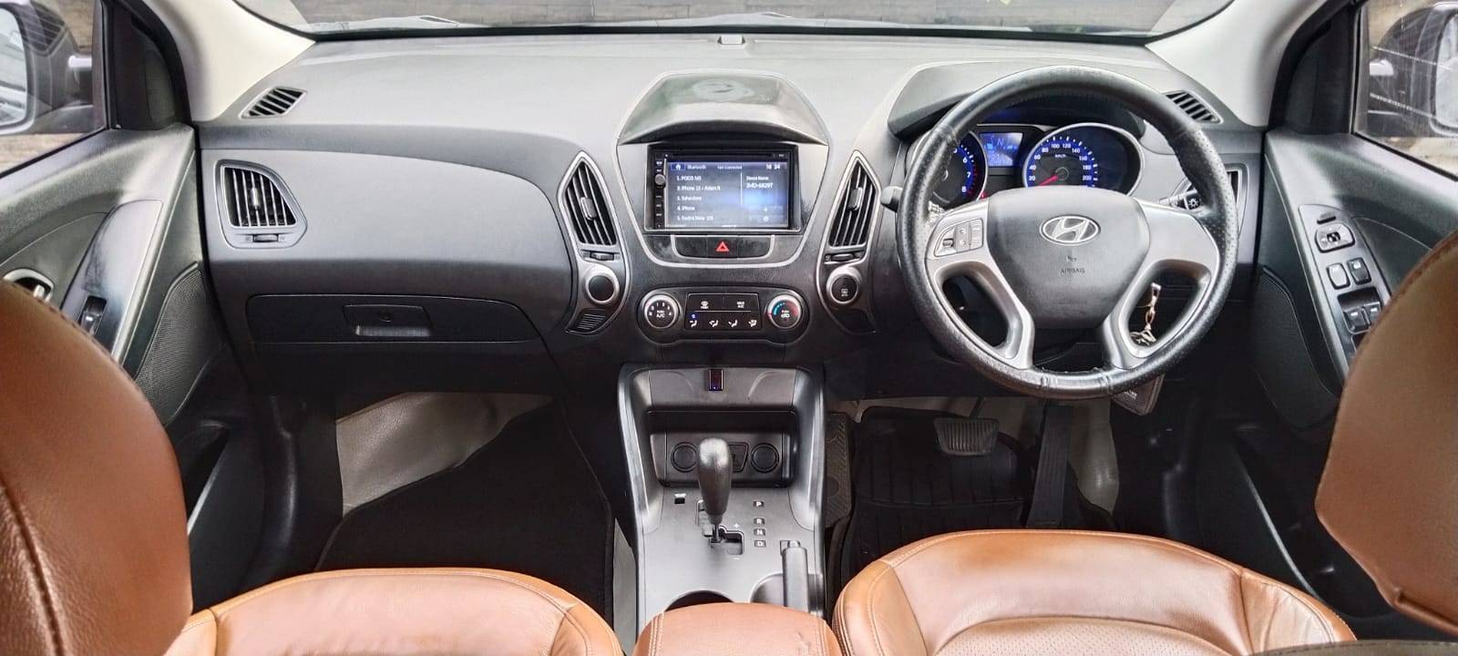 2014 Hyundai Tucson 2.0L GLS AT 2014 Hyundai Tucson 2.0L GLS AT