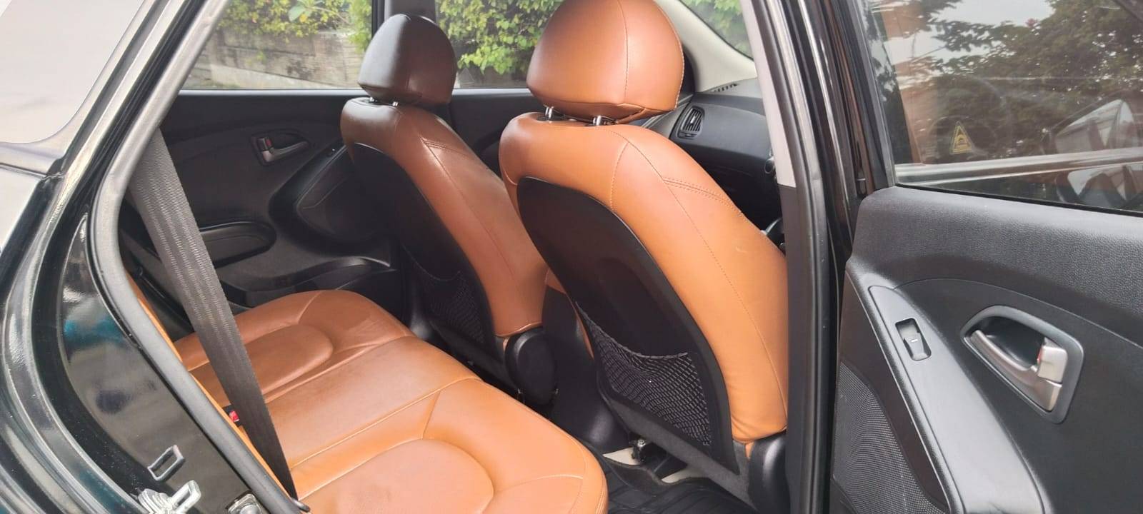 2014 Hyundai Tucson 2.0L GLS AT 2014 Hyundai Tucson 2.0L GLS AT