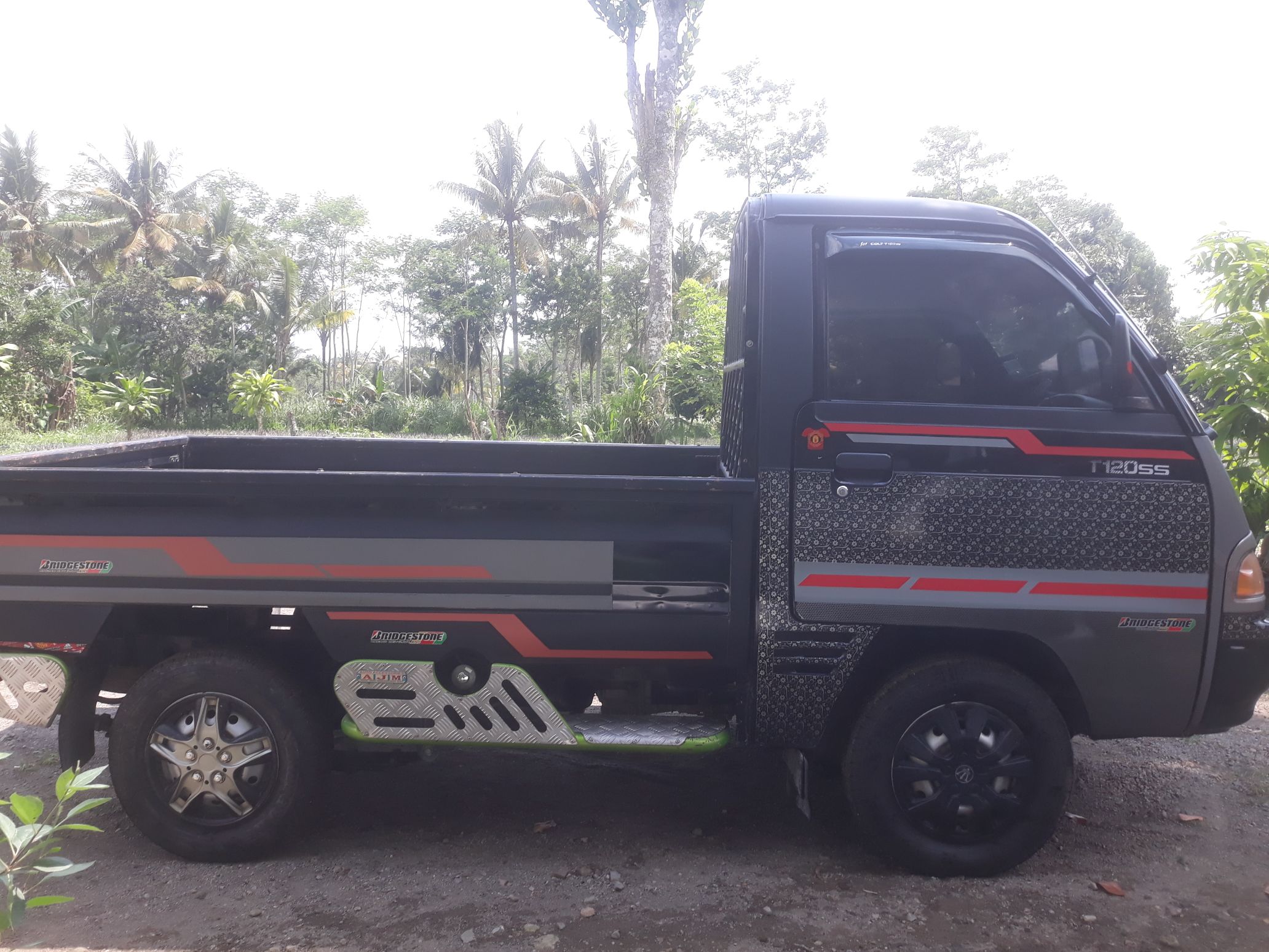 2015 Mitsubishi T120SS T 1.5 PU 2015 Mitsubishi T120SS T 1.5 PU