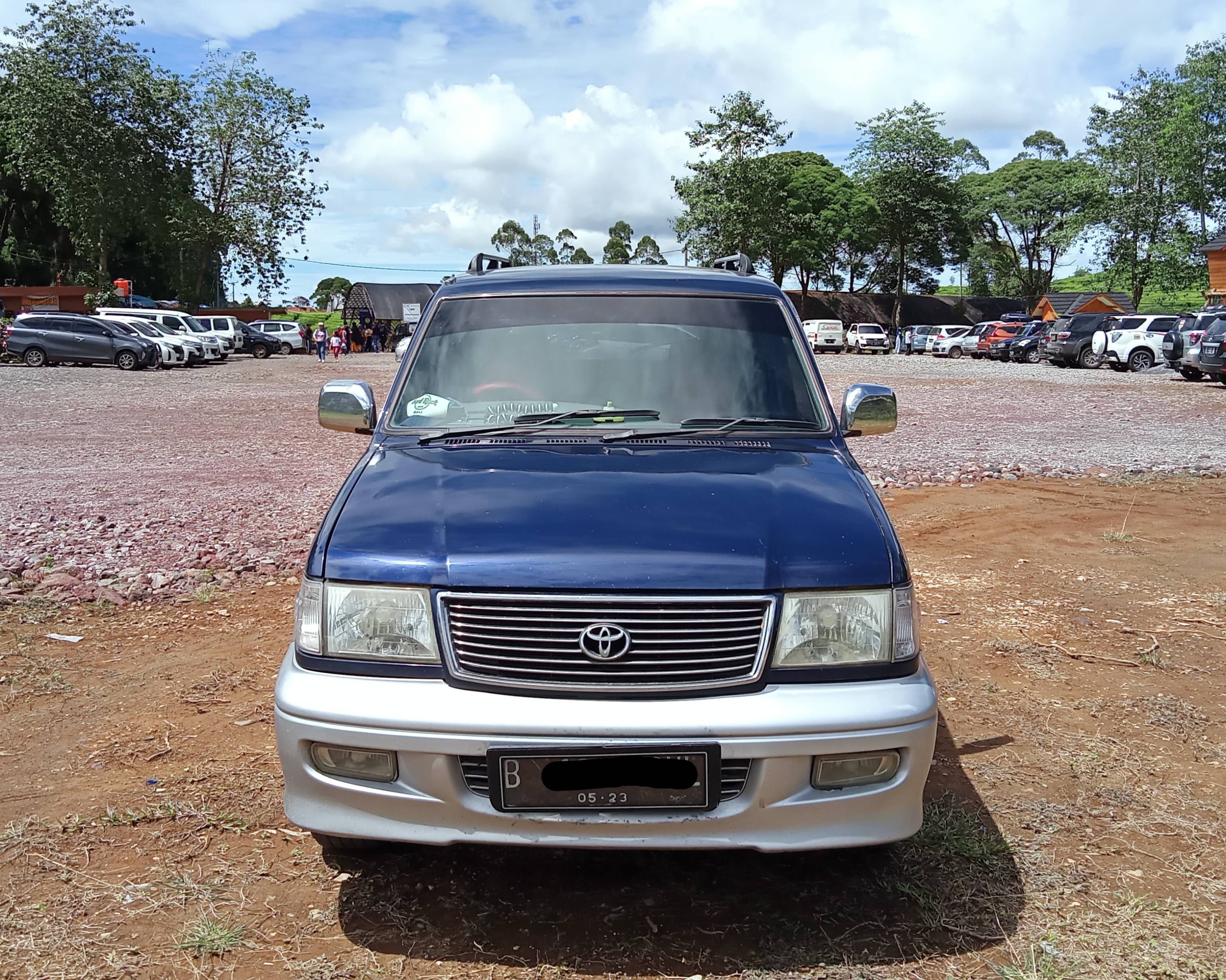 Second Hand 2001 Toyota Kijang  2.0L Krista Type Second Hand 2001 Toyota Kijang  2.0L Krista Type