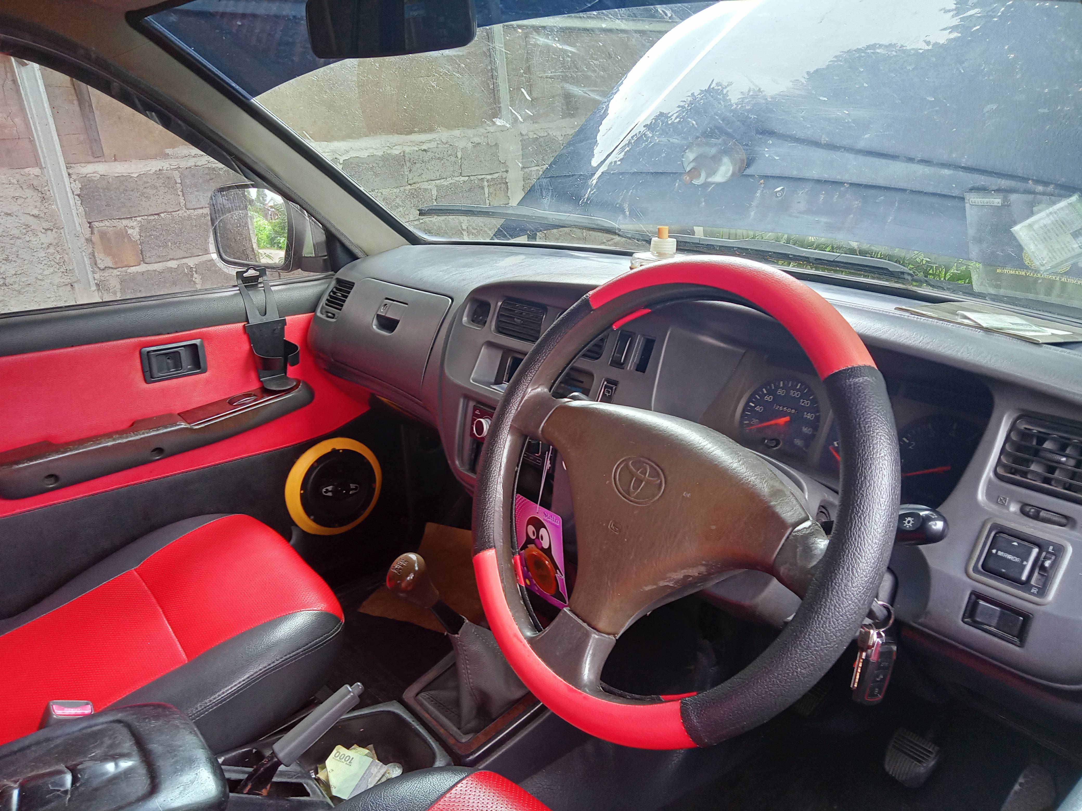 2001 Toyota Kijang  2.0L Krista Type 2001 Toyota Kijang  2.0L Krista Type