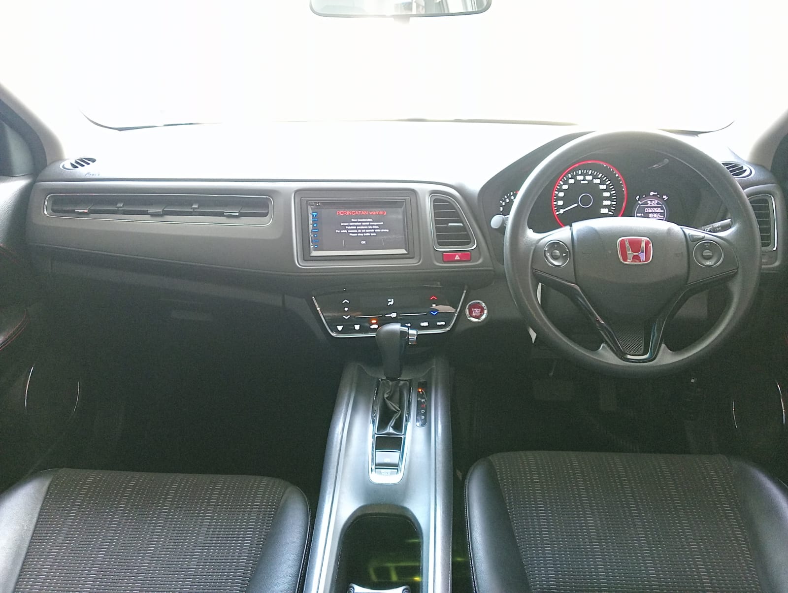Dijual 2016 Honda HRV  E 1.5 CVT E 1.5 CVT Bekas