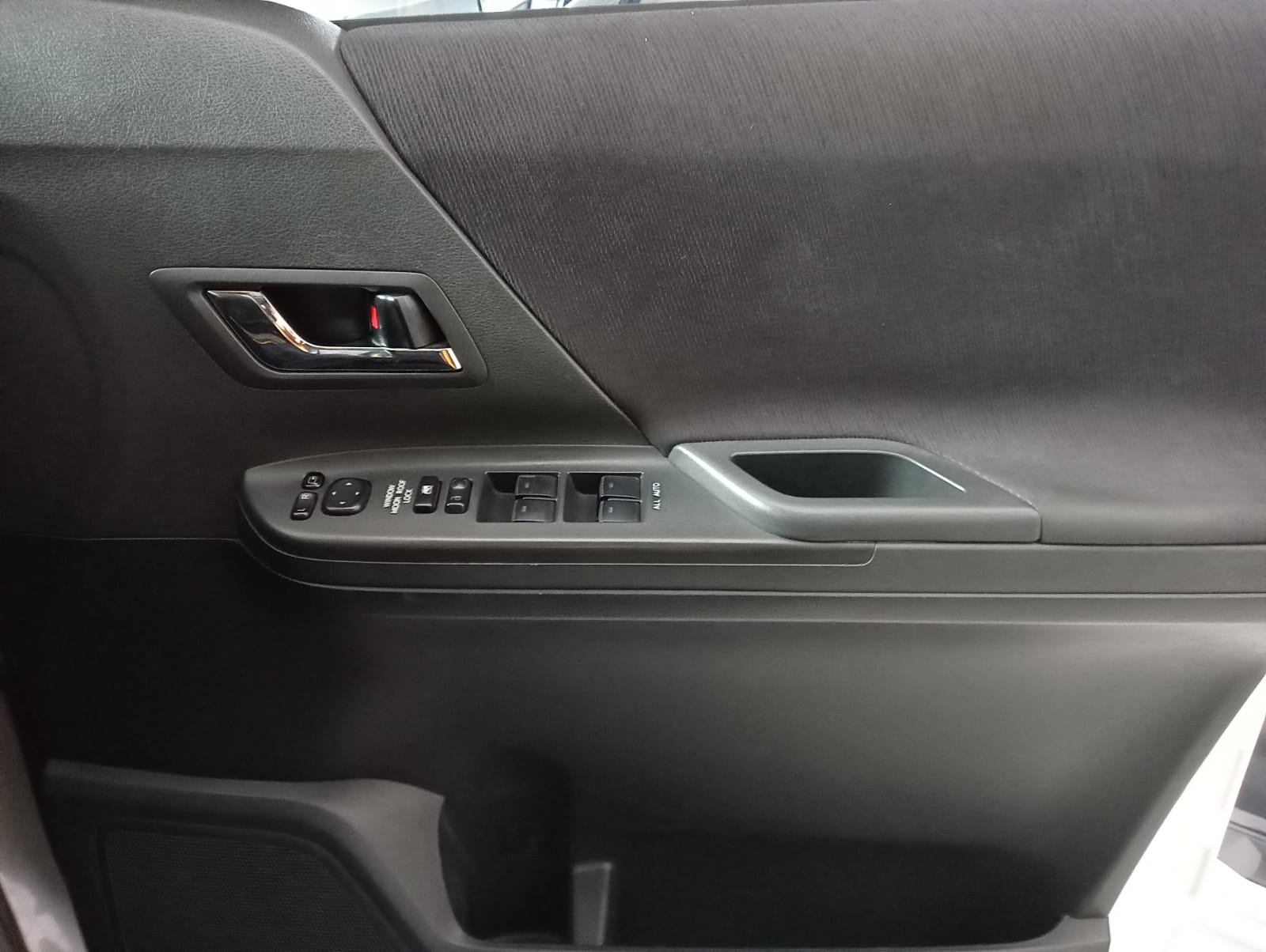 2010 Toyota Vellfire 2010 Toyota Vellfire