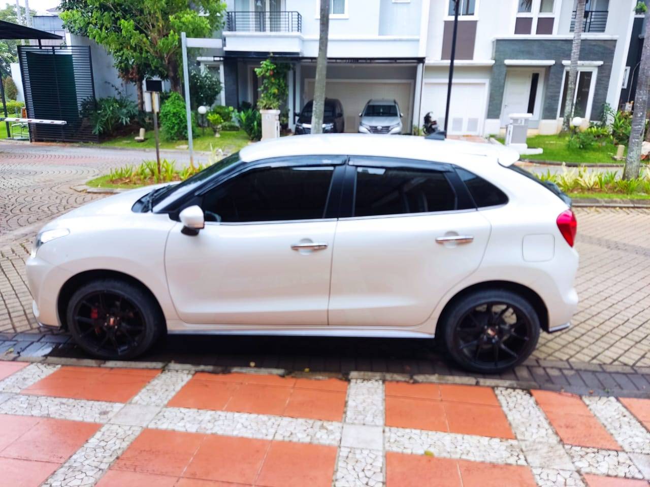 2018 Suzuki Baleno  HB A/T 2018 Suzuki Baleno  HB A/T
