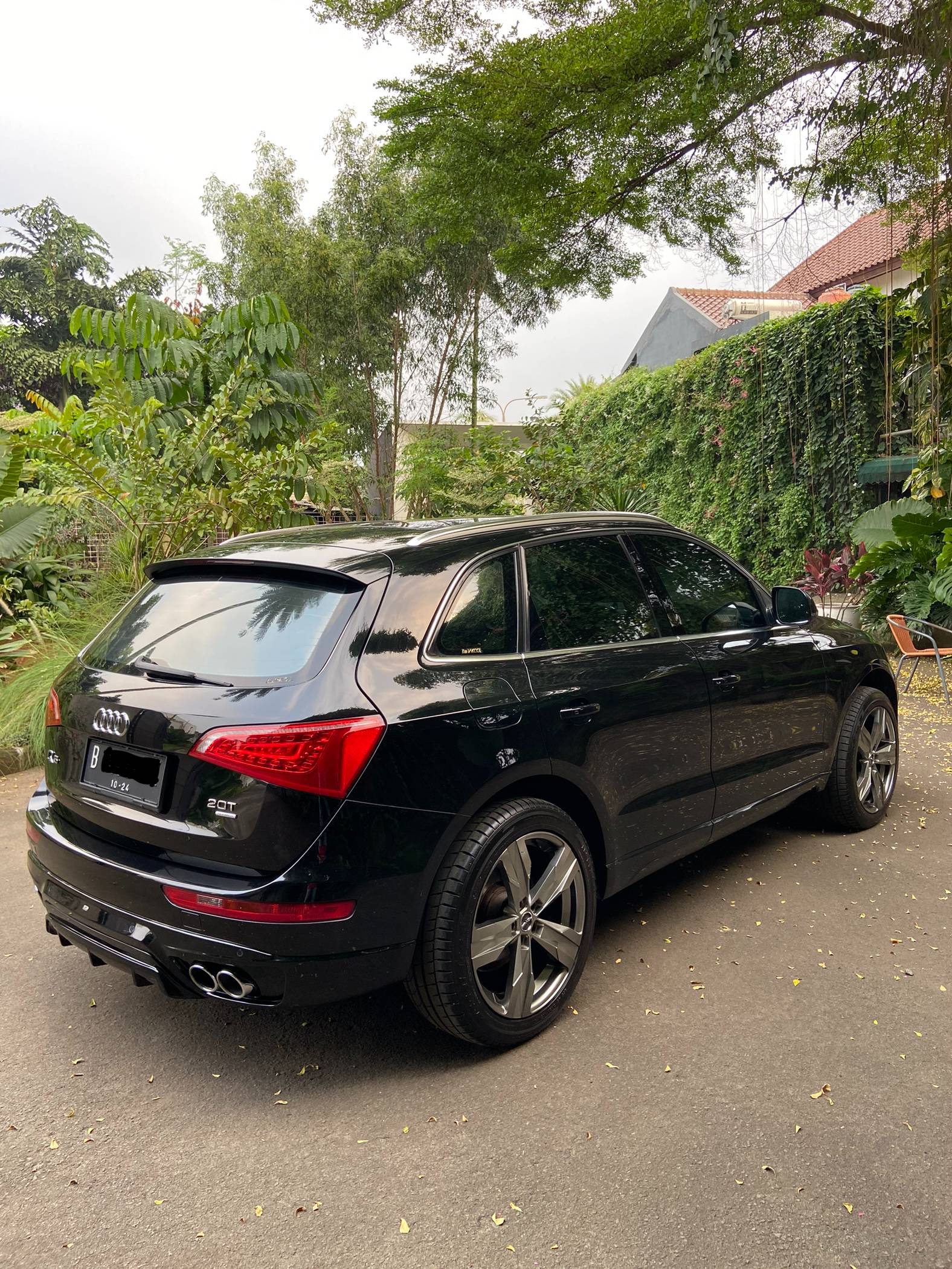 2009 Audi Q5  2.0 TFSI 2009 Audi Q5  2.0 TFSI