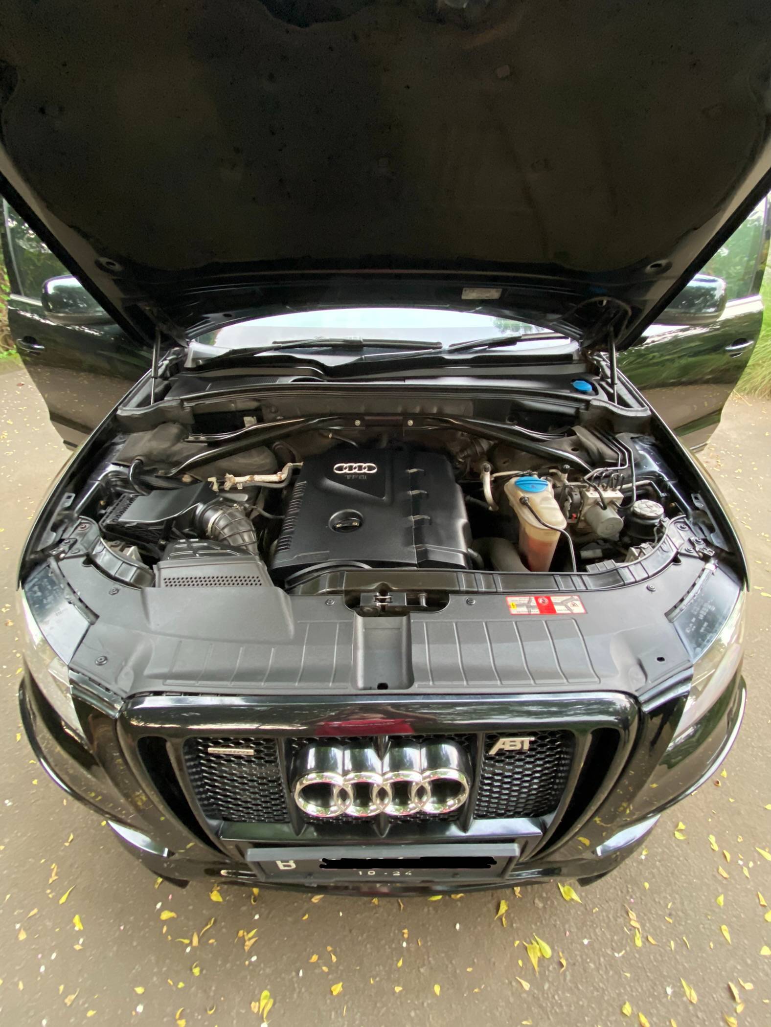 2009 Audi Q5  2.0 TFSI 2009 Audi Q5  2.0 TFSI