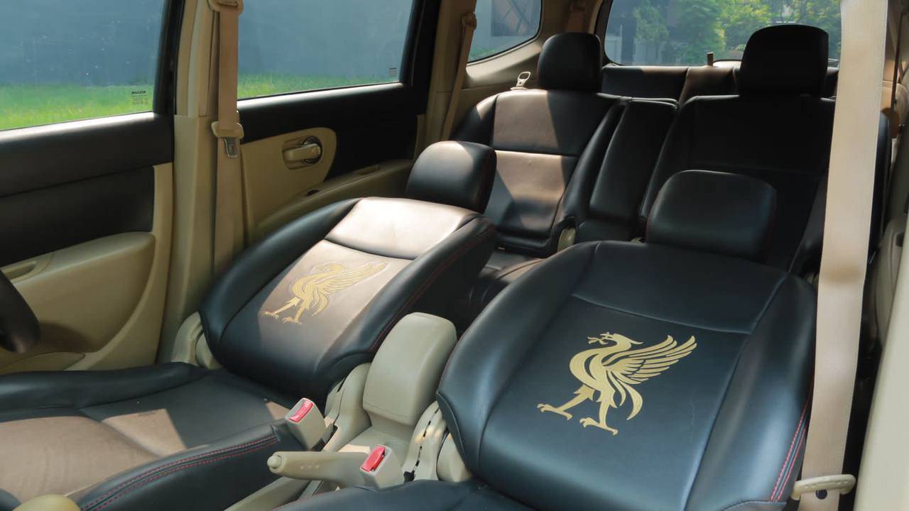 2014 Nissan Grand Livina 1.5 SV CVT 2014 Nissan Grand Livina 1.5 SV CVT